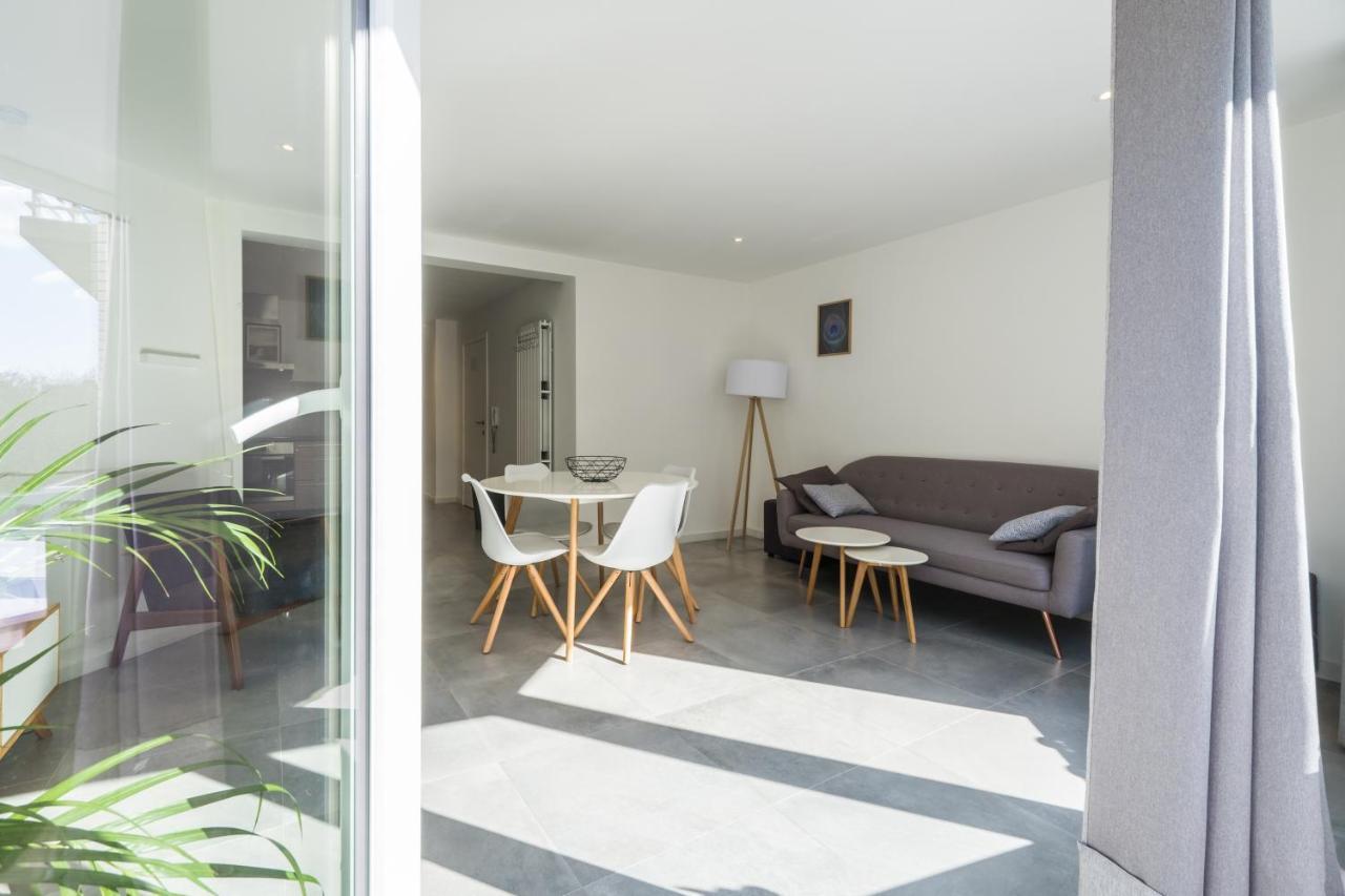 Luxury Apartment With Free Parking Ostenda Esterno foto