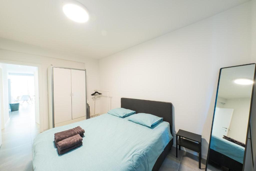 Luxury Apartment With Free Parking Ostenda Esterno foto