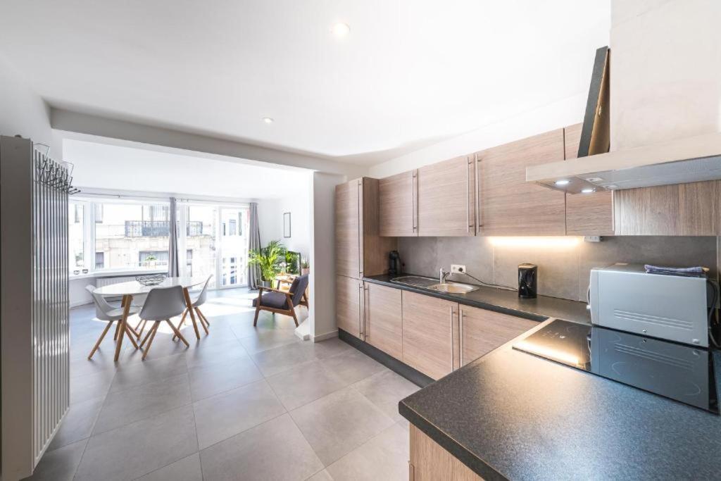 Luxury Apartment With Free Parking Ostenda Esterno foto